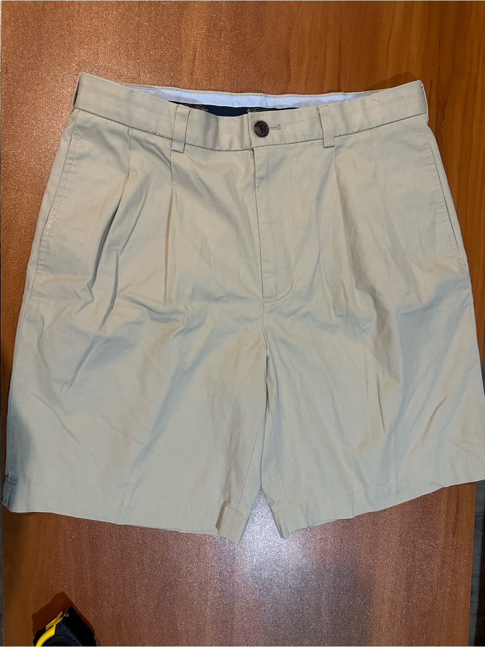 Brooks Brothers Men’s Chino Shorts Size 33 Light Blue Cotton Stretch Flat Front